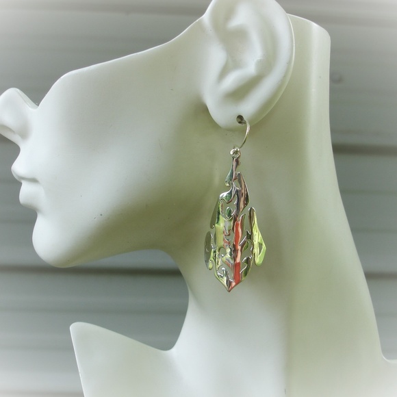 Sterling silver tribal flame trangle earrings NWOT - Picture 6 of 7